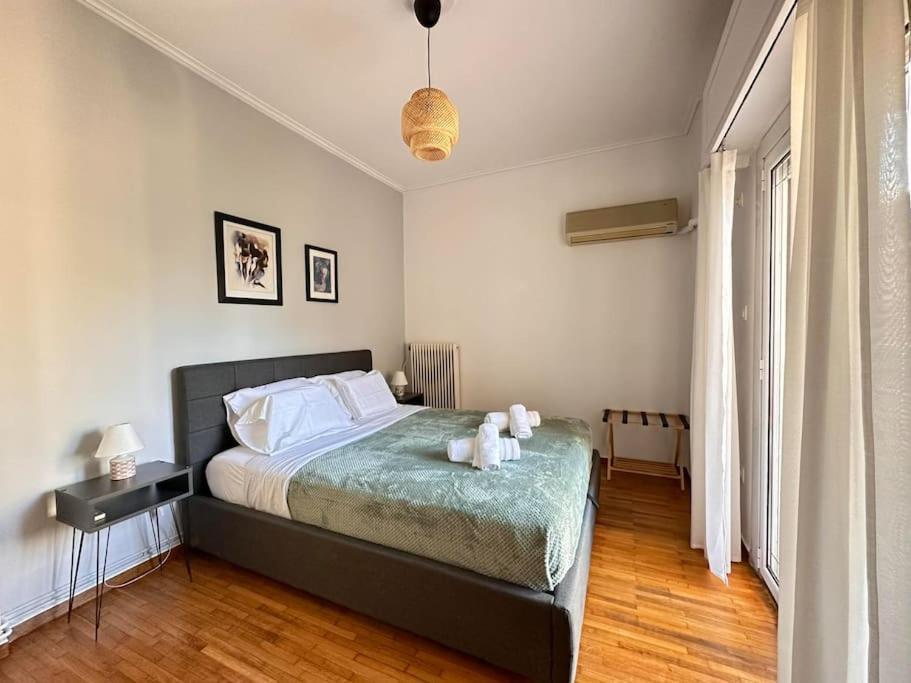 4 Family And Friends - Acropolis View Apartment Athens Luaran gambar