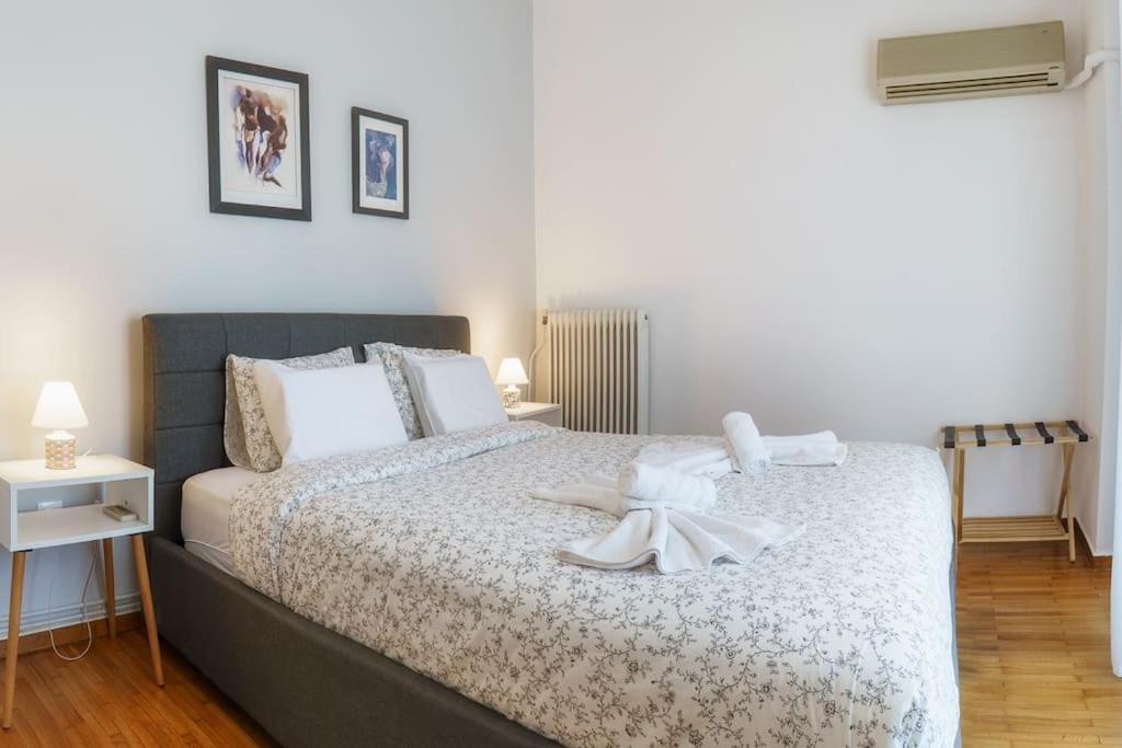 4 Family And Friends - Acropolis View Apartment Athens Luaran gambar